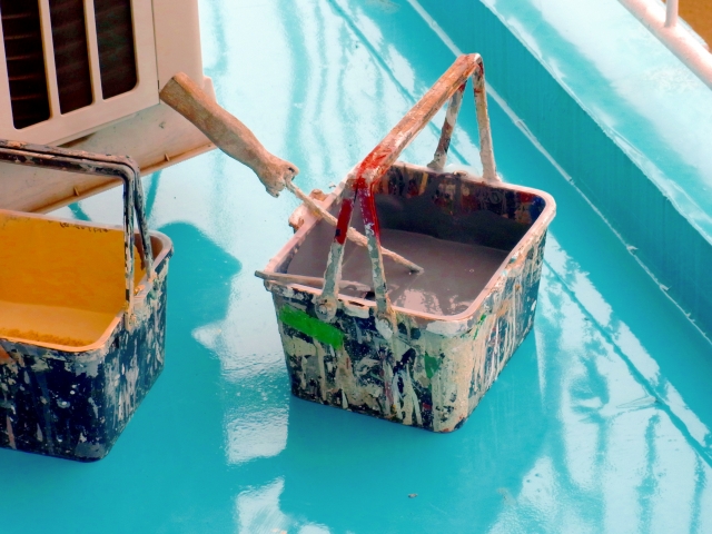 防水工事で人気のシーズンって？防水工事の注意点も詳しく解説！