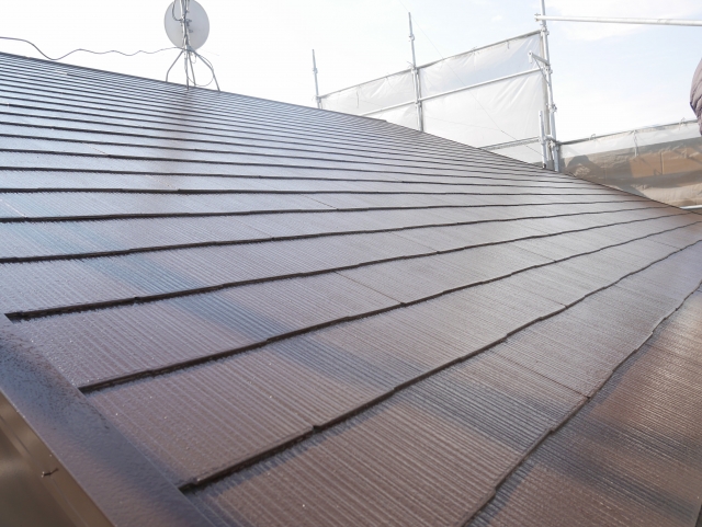 屋根塗装の塗料はフッ素で決まり！その理由とは？